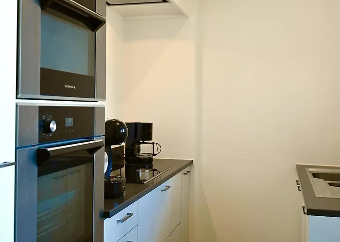 Monaco Acht * Oostende